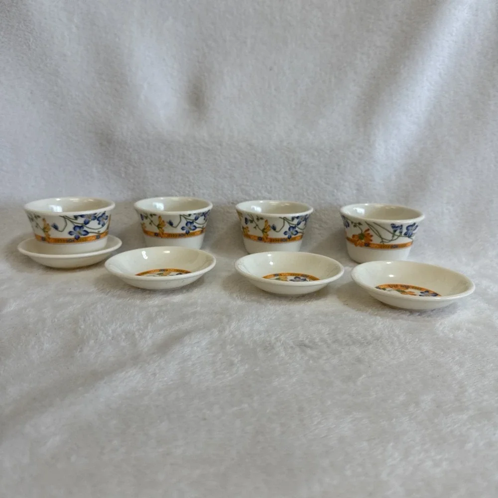 ShunTa Melamine‎ Ware Miniature Tea Cups Saucers Floral Pattern Set of 4 Taiwan